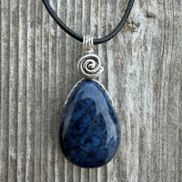 Dumortierite Pendant for Bringing Synchronization to Further Your Dreams.