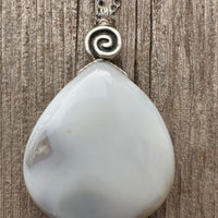 Druzy Agate Necklace for Grounding, Balance and Harmony. Swirl to Signify Consciousness. 20 inch Chain Included.