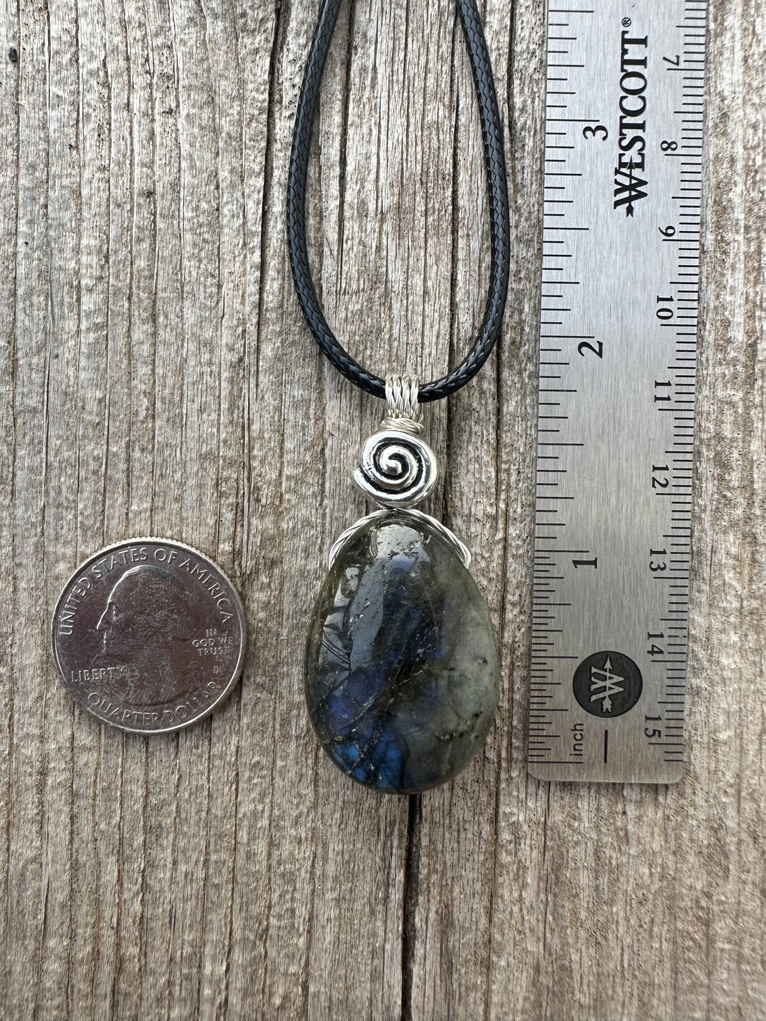 Labradorite Pendant for Transformation, Protection and Consciousness