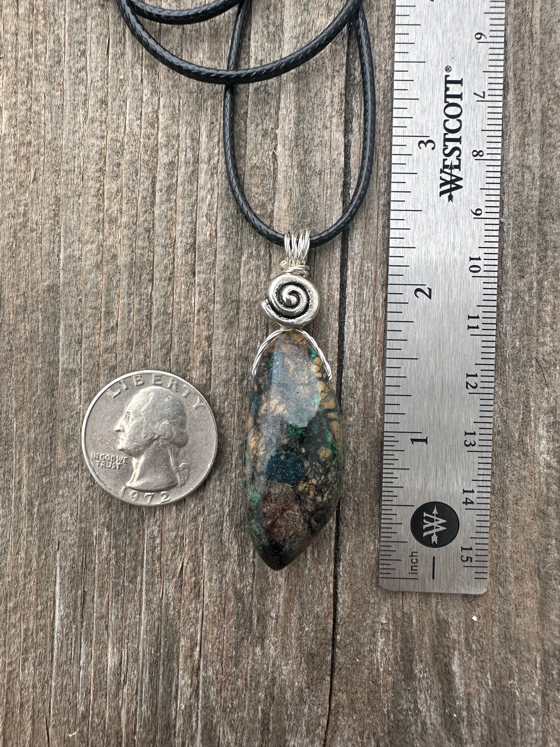 Azurite with Malachite for Higher Consciousness, Grounding and Amplifying Energy. Swirl to Signify Consciousness.