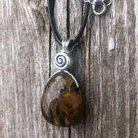 Tiger Eye for Decision Maker, Releasing Fear and Awakening Psychic Abilities