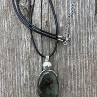 Labradorite Pendant for Transformation, Protection and Consciousness