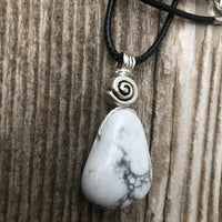 Howlite for Knowledge and Serenity. Swirl Signifies Consciousness.