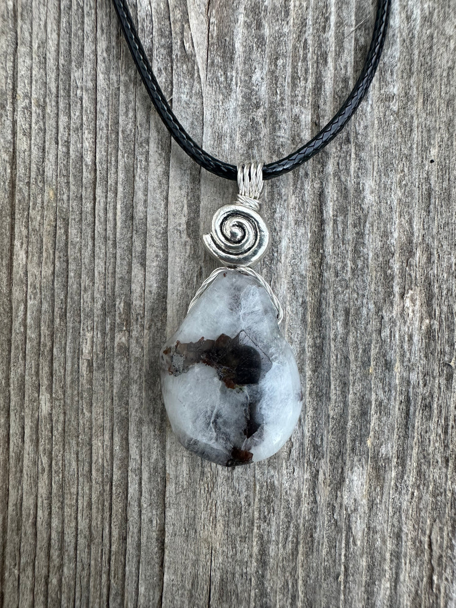 Siderite in Cryolite for Opening Chakras, Positivity, and Intuition. Swirl to Signify Consciousness. 18 inch Cable Included.