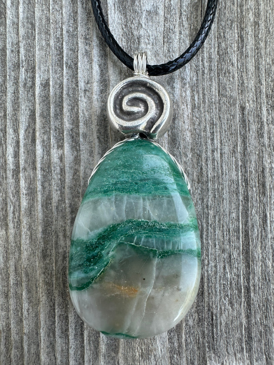 Prasem (Variety of Green Quartz) to Bring Positivity.