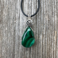 Malachite Necklace for Positivity, Psychic Growth and Amplifying Energy.