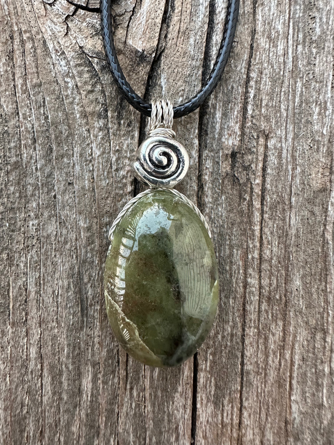 Vesuvianite for Releasing Fear, Manifesting Desires and Unleashing Creativity. Swirl for Consciousness.