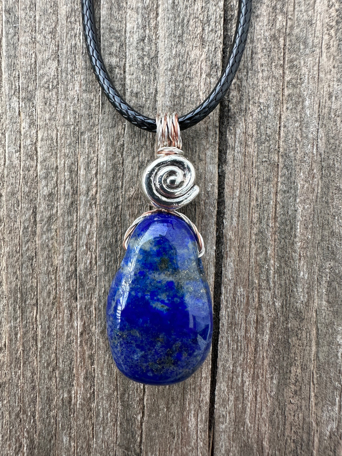 Lapis Lazuli for Protection & Finding Your Truths. Great Stone for Connecting to Higher Realms