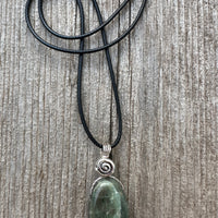 Diopside for Enlightenment and Connection to Gaia and Heart Chakra