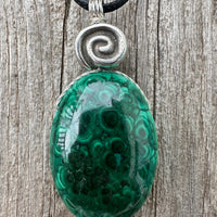 Malachite Necklace for Positivity, Psychic Growth and Amplifying Energy.