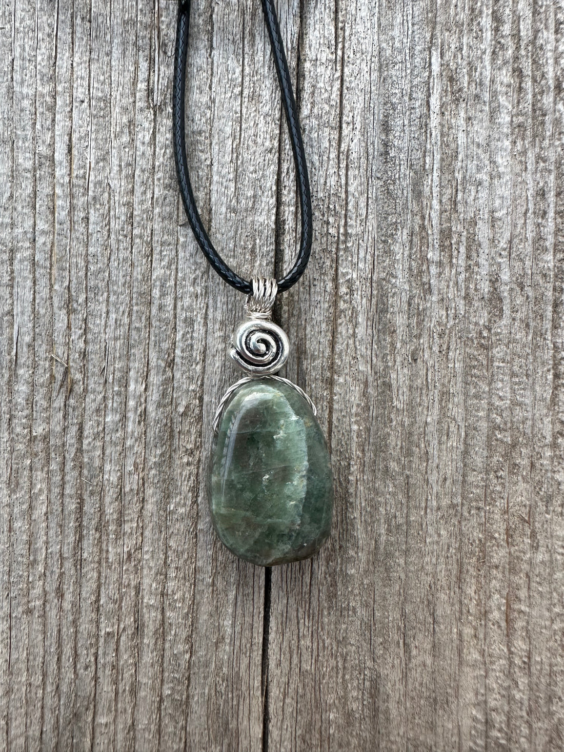 Diopside for Enlightenment and Connection to Gaia and Heart Chakra