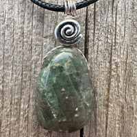 Diopside for Enlightenment and Connection to Gaia and Heart Chakra