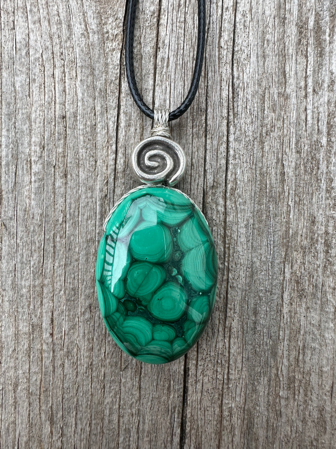 Malachite Necklace for Positivity, Psychic Growth and Amplifying Energy.