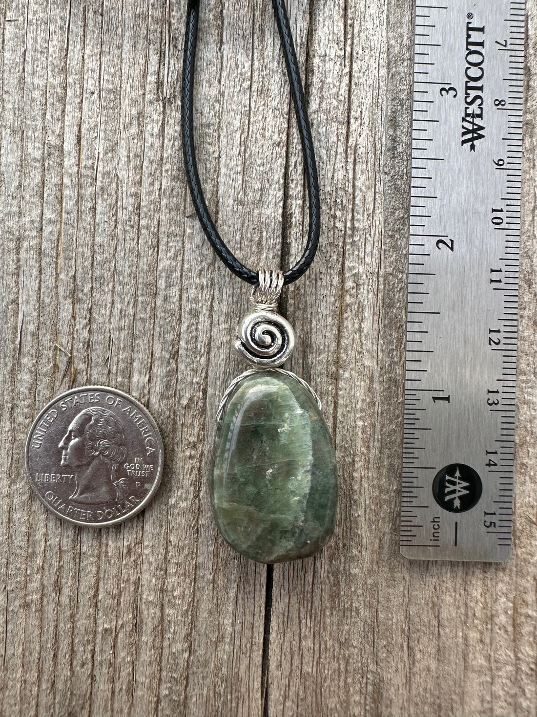 Diopside for Enlightenment and Connection to Gaia and Heart Chakra