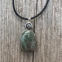 Diopside for Enlightenment and Connection to Gaia and Heart Chakra