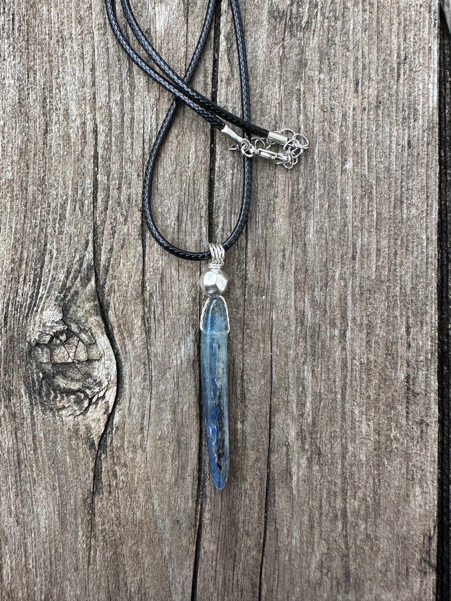 Blue Kyanite for Opening Chakras and Release.