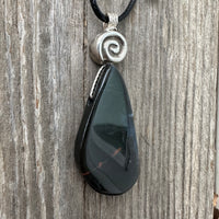 Sardonyx Necklace with 18 inch cable for Willpower, Vigor, and Stability. Swirl to Signify Consciousness.