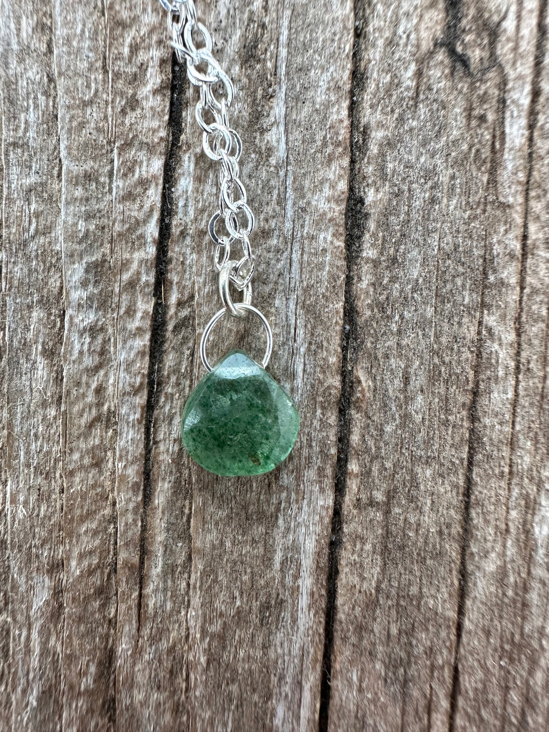 Green Quartz to Bring Positivity.