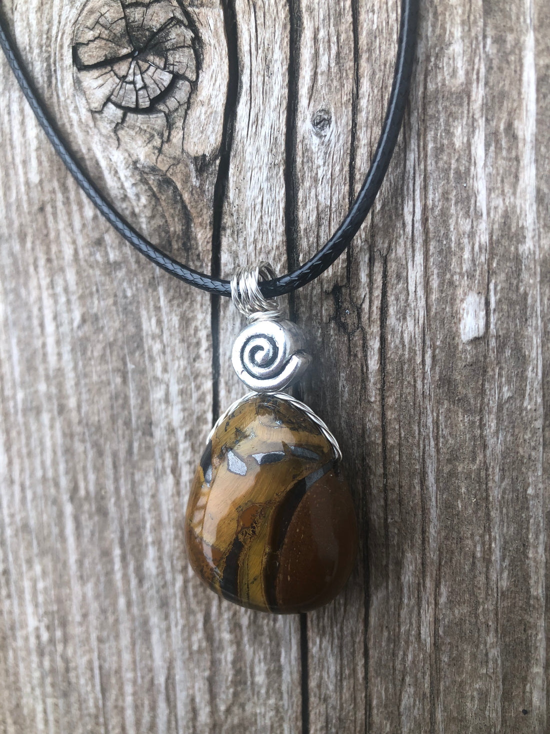 Tiger Eye for Decision Maker, Releasing Fear and Awakening Psychic Abilities