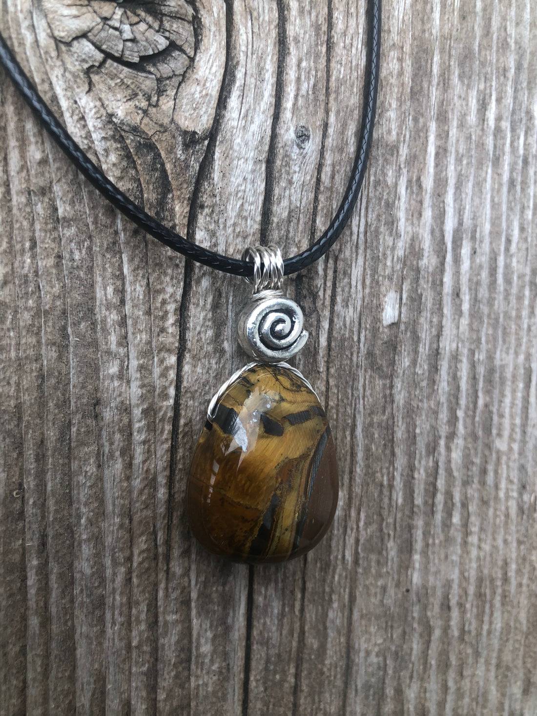 Tiger Eye for Decision Maker, Releasing Fear and Awakening Psychic Abilities