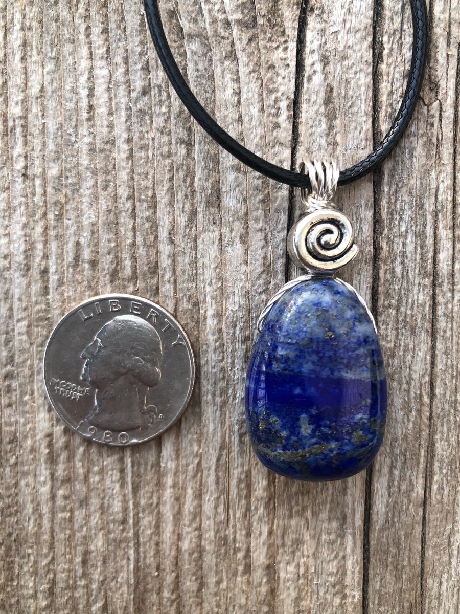 Lapis Lazuli for Protection & Finding Your Truths. Great Stone for Connecting to Higher Realms