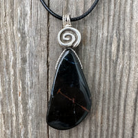 Sardonyx Necklace with 18 inch cable for Willpower, Vigor, and Stability. Swirl to Signify Consciousness.