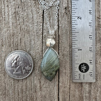 Labradorite Pendant for Transformation, Protection and Consciousness