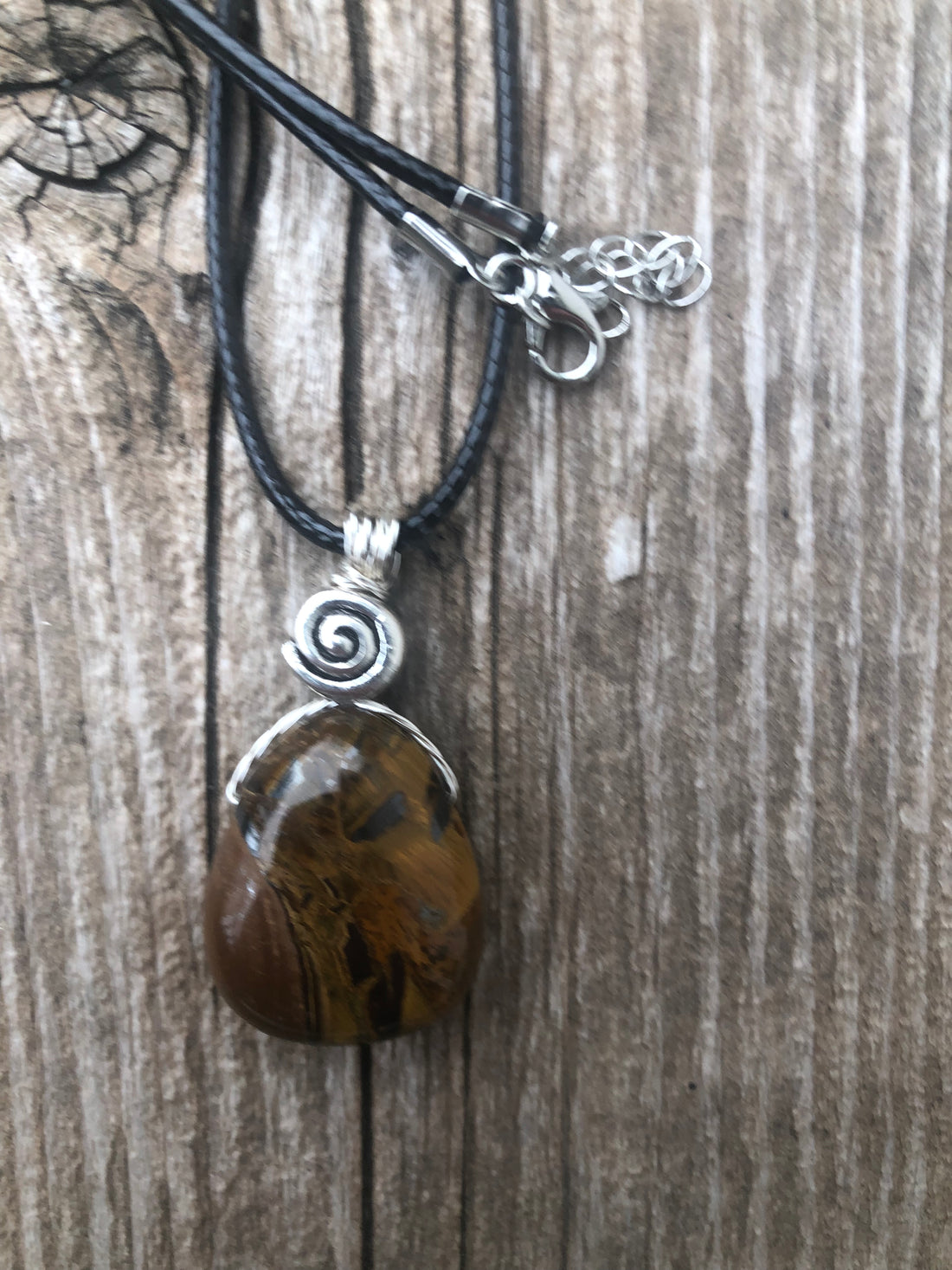 Tiger Eye for Decision Maker, Releasing Fear and Awakening Psychic Abilities